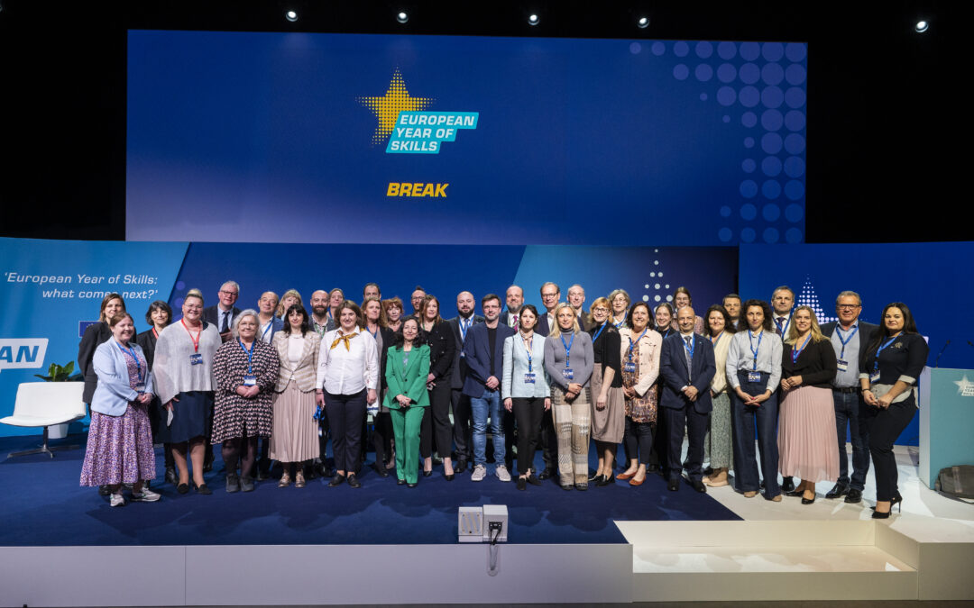 Leto se je izteklo, era se nadaljuje